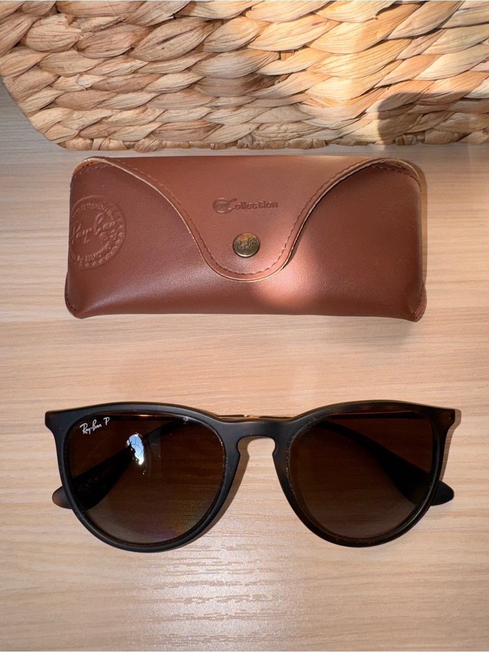 Ray-Ban Black Sunglasses with Brown Case